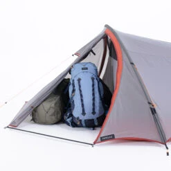 3 Man Tunnel Trekking Tent - MT900 Ultralight -Regatta Camp Store k53d83b46cff37febc7cfc602613592de