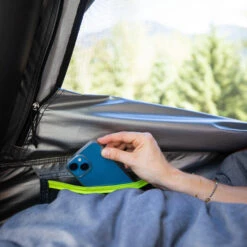 Quechua INFLATABLE ROOF TENT MH900 FRESH & BLACK 2 PERSON -Regatta Camp Store k94113a8501cf3a4cddc356d9f4fbb981