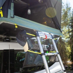 Quechua INFLATABLE ROOF TENT MH900 FRESH & BLACK 2 PERSON -Regatta Camp Store kaa7fe1402cd41baf32a2fba2a1c5f295