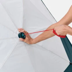 Quechua 3 Man Blackout Tent - 2 Seconds Easy F&B -Regatta Camp Store kcbd786ae20fdbe50b1caad55bb5d5167